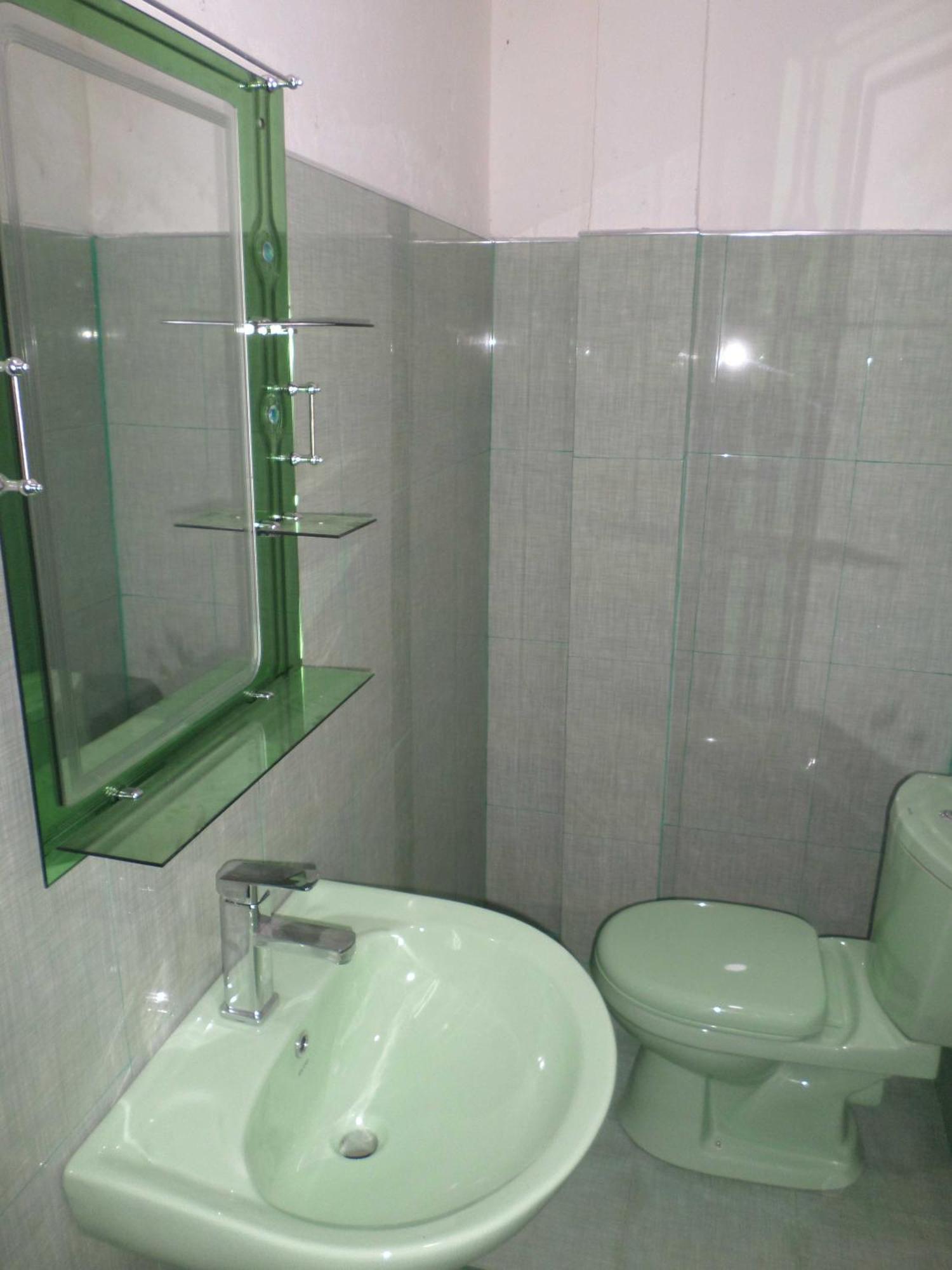 Bed and Breakfast The Train View Nuwara Eliya Exterior foto